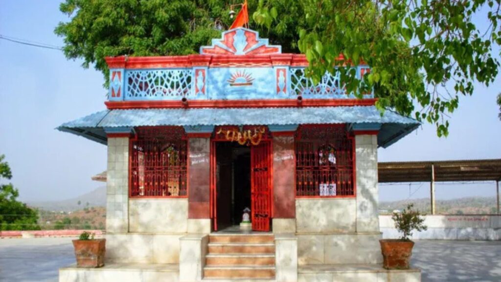 Kailash Tekri and Mahadev Temple